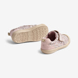 Wheat Footwear Kei Canvas mit Klettverschluß | Baby Prewalkers 1353 soft lilac flowers