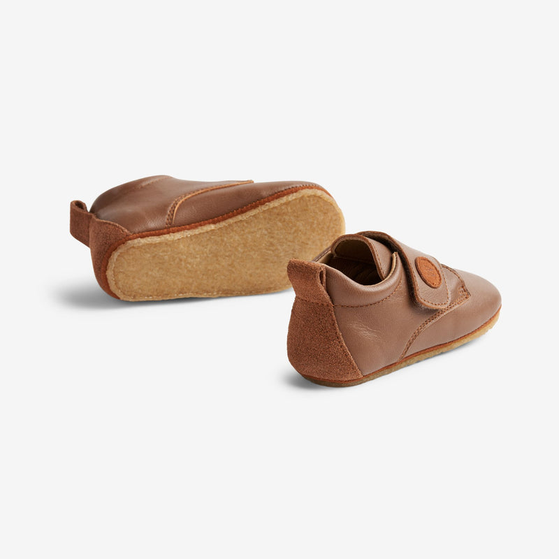 Wheat Footwear Dakota Leder Hausschuh | Baby Indoor Shoes 9002 cognac