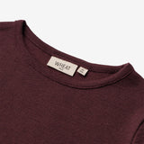 Wheat Wool  Gestreiftes Langarm-Shirt aus Merinowolle Jersey Tops and T-Shirts 2118 aubergine