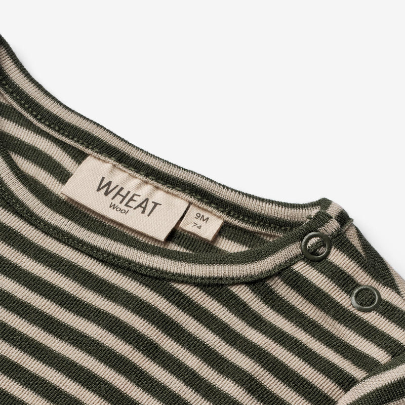 Wheat Wool  Gestreiftes Langarm-Shirt aus Merinowolle | Baby Jersey Tops and T-Shirts 4142 green stripe