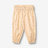 Wheat Main Hose Polly Trousers 9632 barely apricot flowers