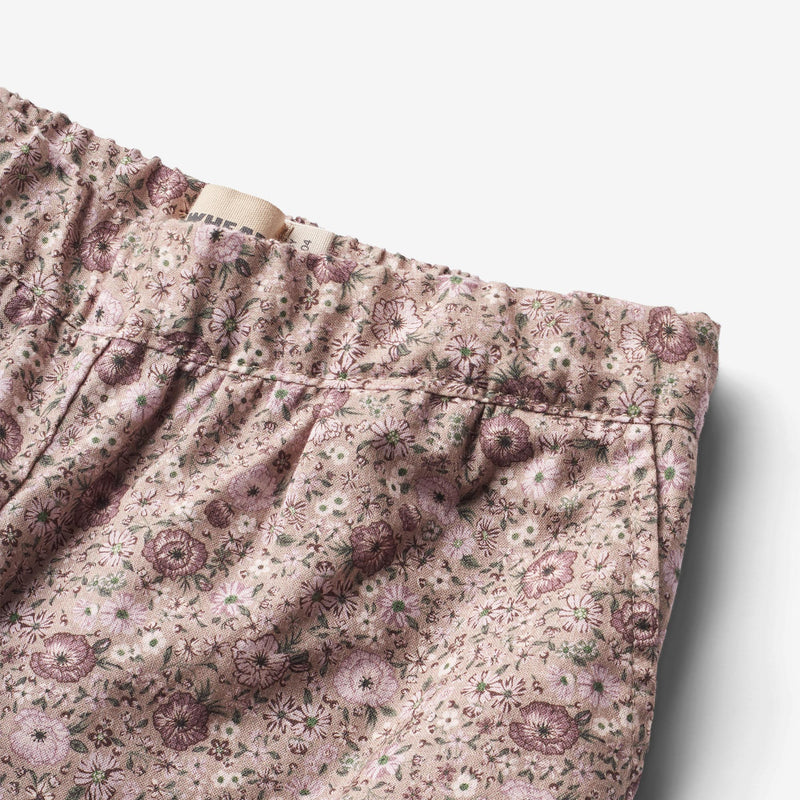 Wheat Main Hose Shilla Trousers 1191 rose shadow flowers