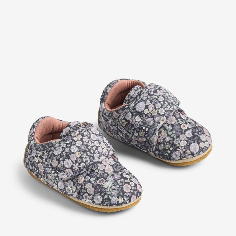 Wheat Footwear Innenschuh Sasha Indoor Shoes 9527 black sea flowers