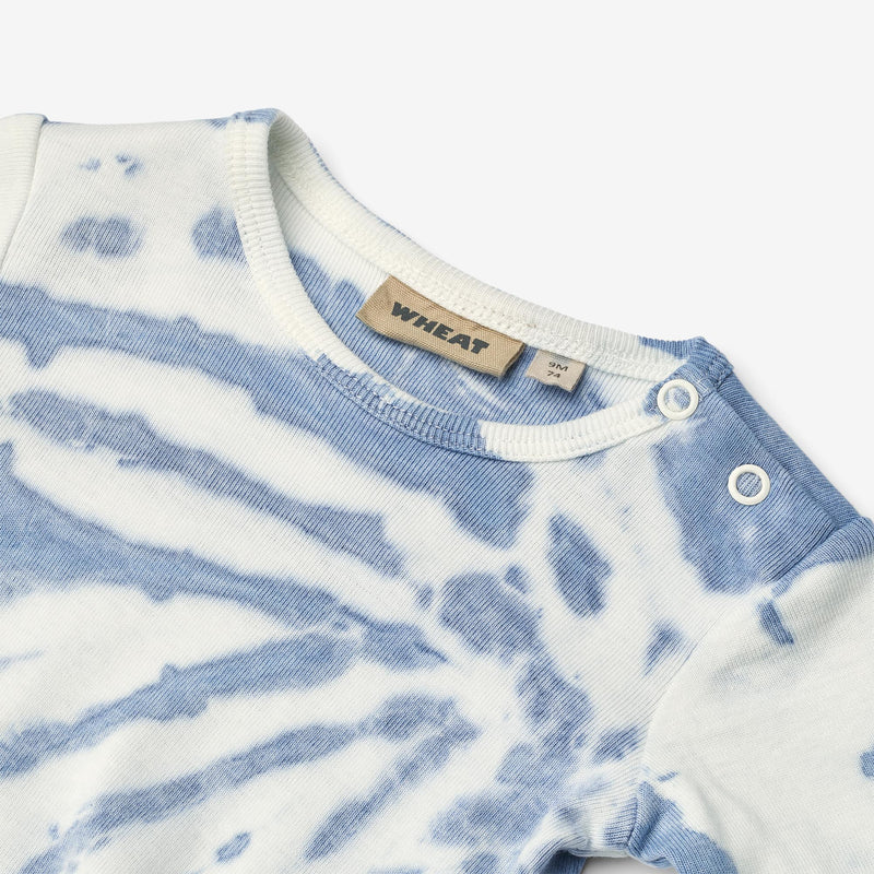Wheat Main Körper L/S Freddie Underwear/Bodies 9417 blue tie dye