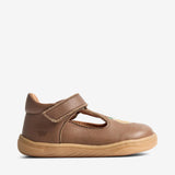 Wheat Footwear Mary Jane Sinne Prewalkers 3288 natural