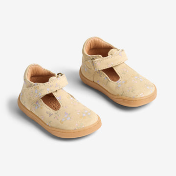Wheat Footwear Mary Jane Sinne Prewalkers 9632 barely apricot flowers