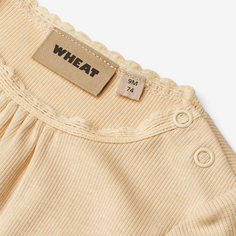 Wheat Main Rippstrick-Body L/S Lotta Underwear/Bodies 9430 macadamia
