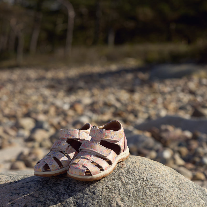 Wheat Footwear Sandalen frei Sandal 2475 rose flowers