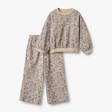 Wheat Main Set Sweatshirt & Hosen Lia Set 9904 soft sand flowers