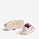 Wheat Footwear Sneaker Bobbie Sneaker 2425 lavender daisies