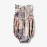 Wheat Main Spieleranzug Emmaline Romper 9618 patchwork flowers