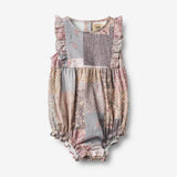 Wheat Main Spieleranzug Emmaline Romper 9618 patchwork flowers