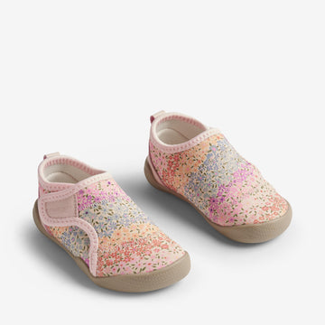 Wheat Footwear Strand Schuh Shawn Swimwear 9506 rainbow flowers