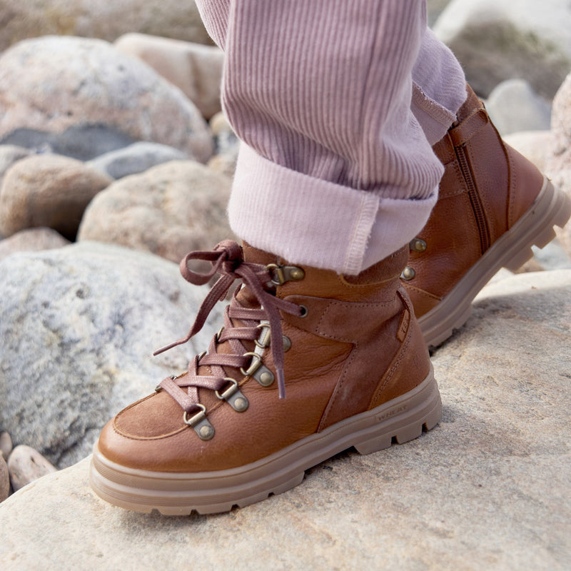 Wheat Footwear Tex Hiker Toni Winter Footwear 9002 cognac