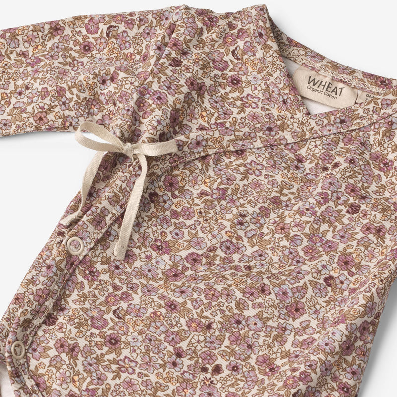 Wheat Main  Wickelbody Chia | Baby Underwear/Bodies 0098 grey rose flowers